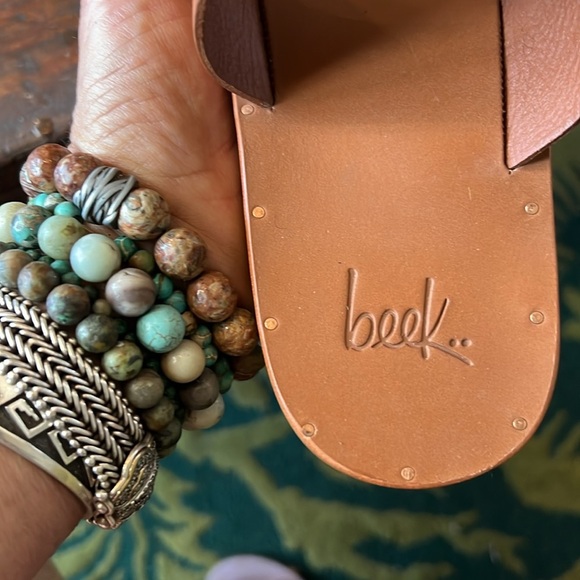 Beek Finch Sandals NWOT.size 7 - Picture 13 of 14